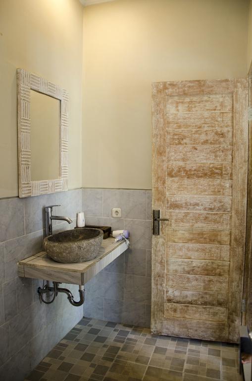 Kakiang Guesthouse Lembongan Kültér fotó