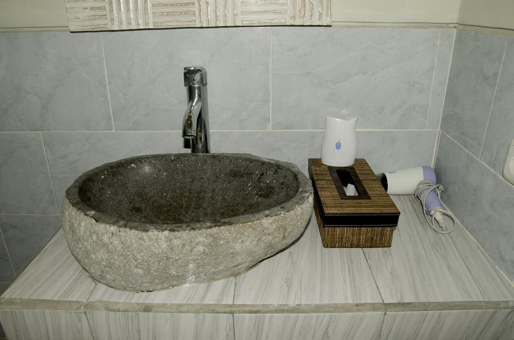 Kakiang Guesthouse Lembongan Kültér fotó