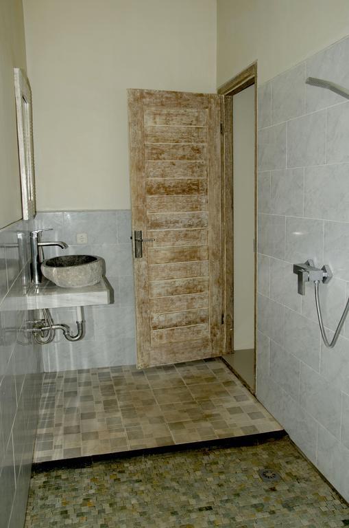 Kakiang Guesthouse Lembongan Kültér fotó
